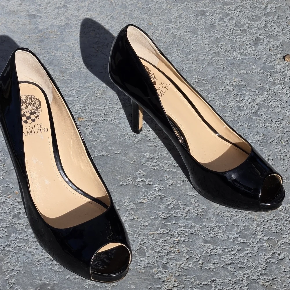 Vince Camuto vince camuto